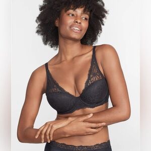 CAMIO MIO Lightly Lined Lace Plunge Bra